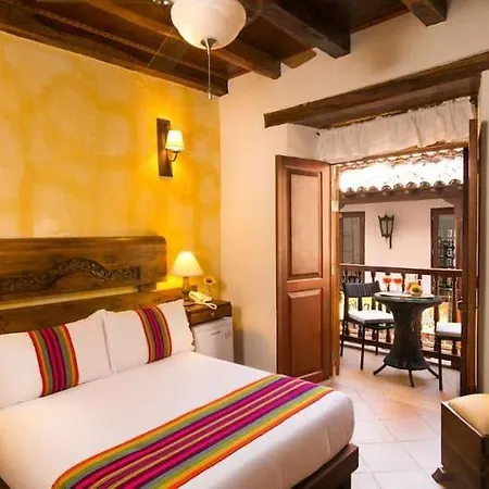 Hotel Boutique Carretas 3*